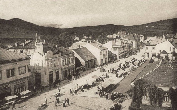 Štefánikovo námestie (po roku 1928)