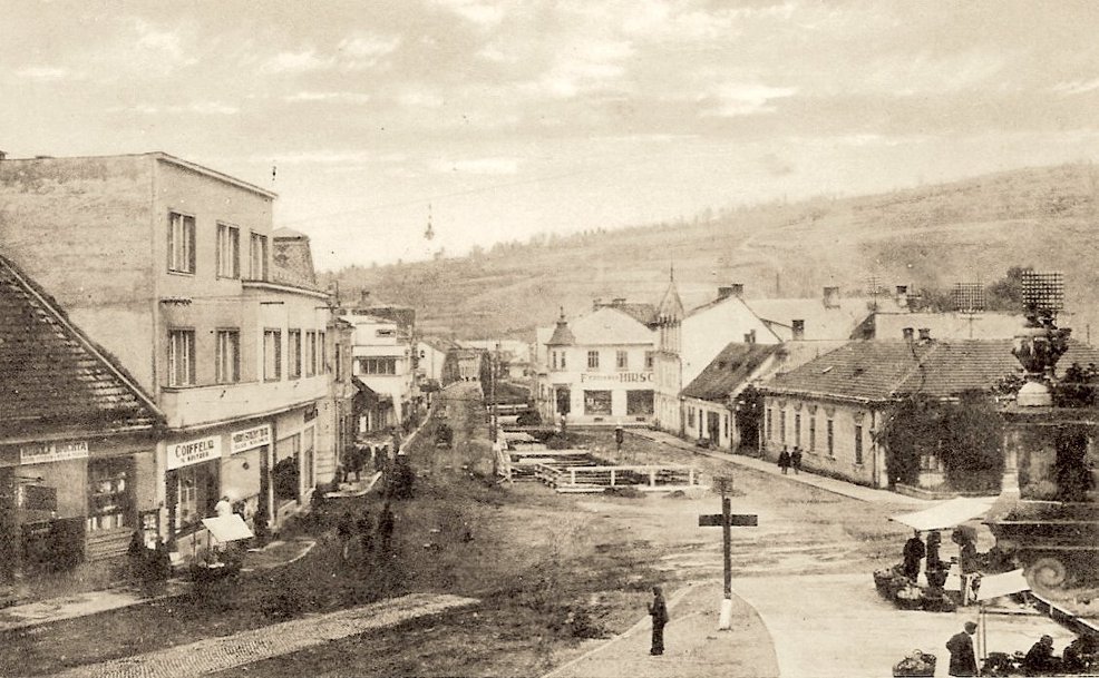 Štefánikovo námestie (pravdepodobne rok 1927)